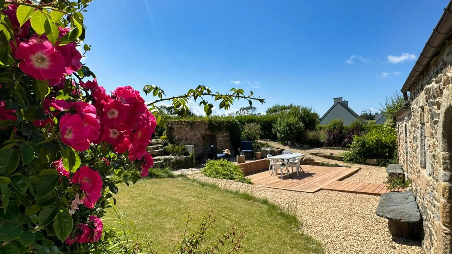 Rhun Even, Charmante Maison Bretonne Pour 6 Personnes Plougasnou 0*,  Francia