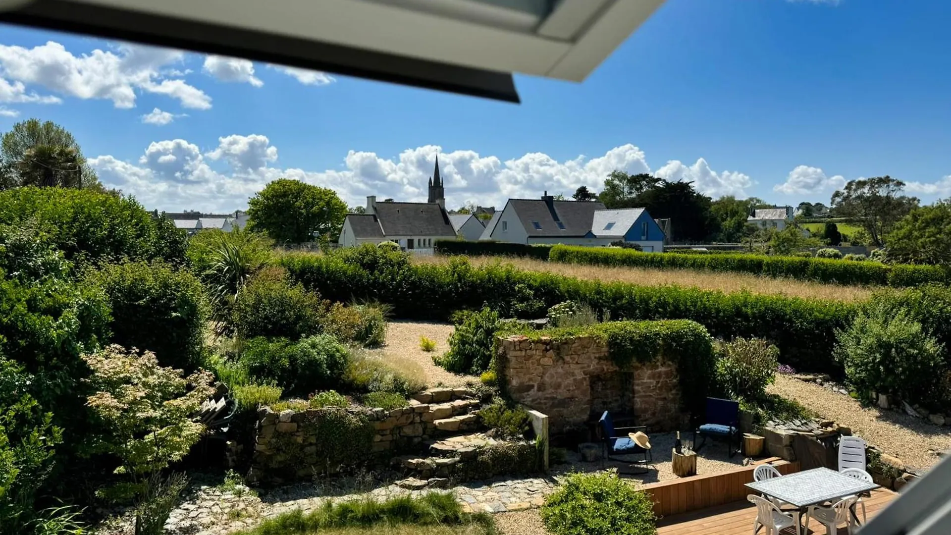 Rhun Even, Charmante Maison Bretonne Pour 6 Personnes Plougasnou